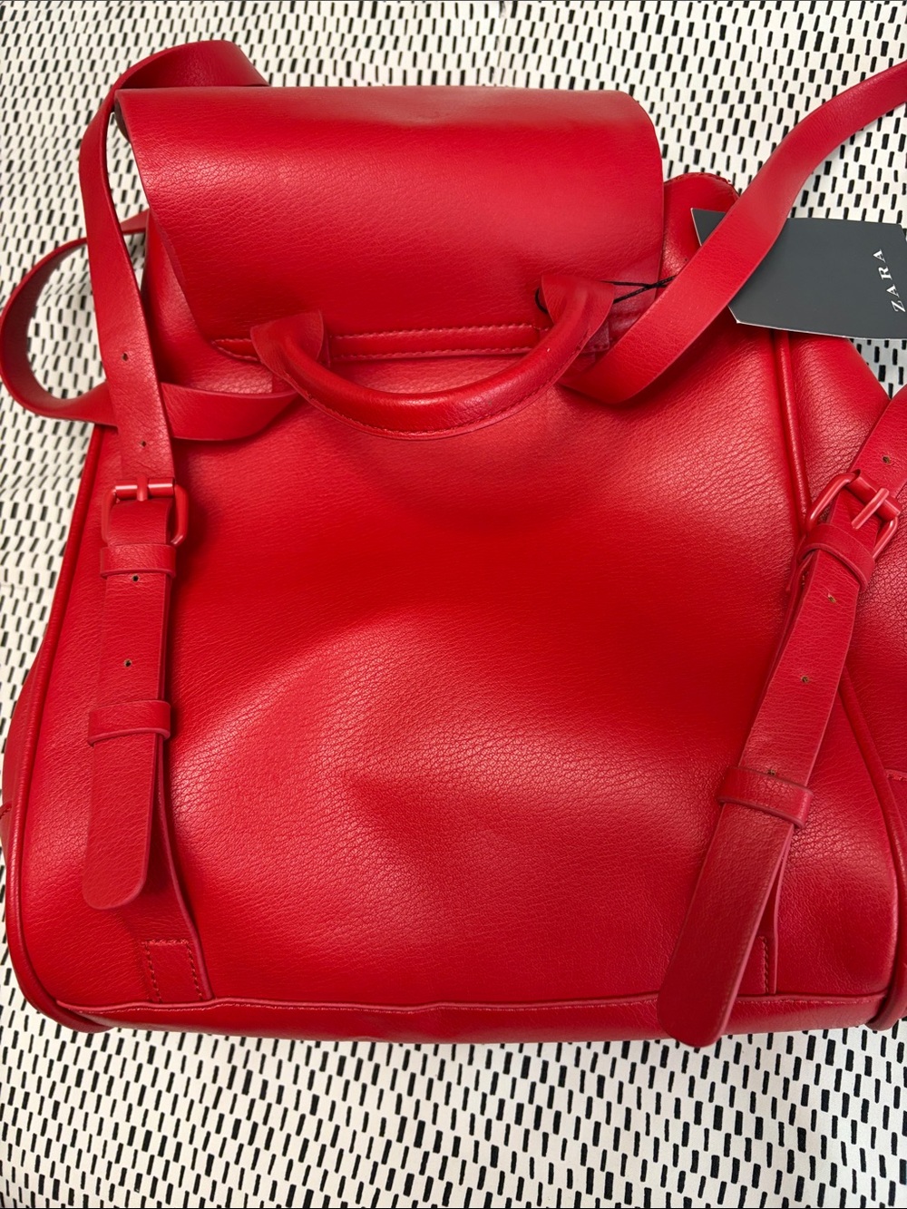 ZARA Red Pebbled Leather Drawstring Backpack - Picture 6 of 8